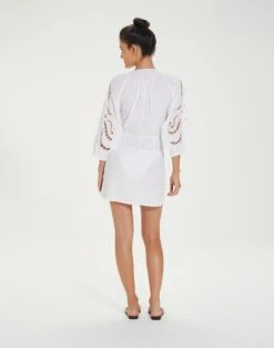 Alice Short Chemise - Off White 11 Alice Short Chemise - Off White -FemmeFab Shop ALICESHORTCHEMISE BACK 4b79658d 0992 41be 93fb 28efc8bbc991