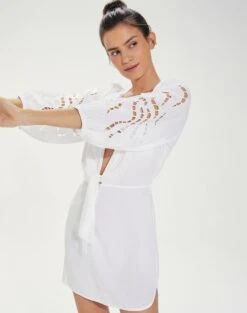 Alice Short Chemise - Off White 12 Alice Short Chemise - Off White -FemmeFab Shop ALICESHORTCHEMISE DETAIL