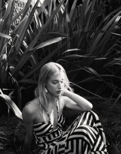 Ayla Midi Dress - Geo 12 Ayla Midi Dress - Geo -FemmeFab Shop AYLAMIDIDRESS LIFE 1