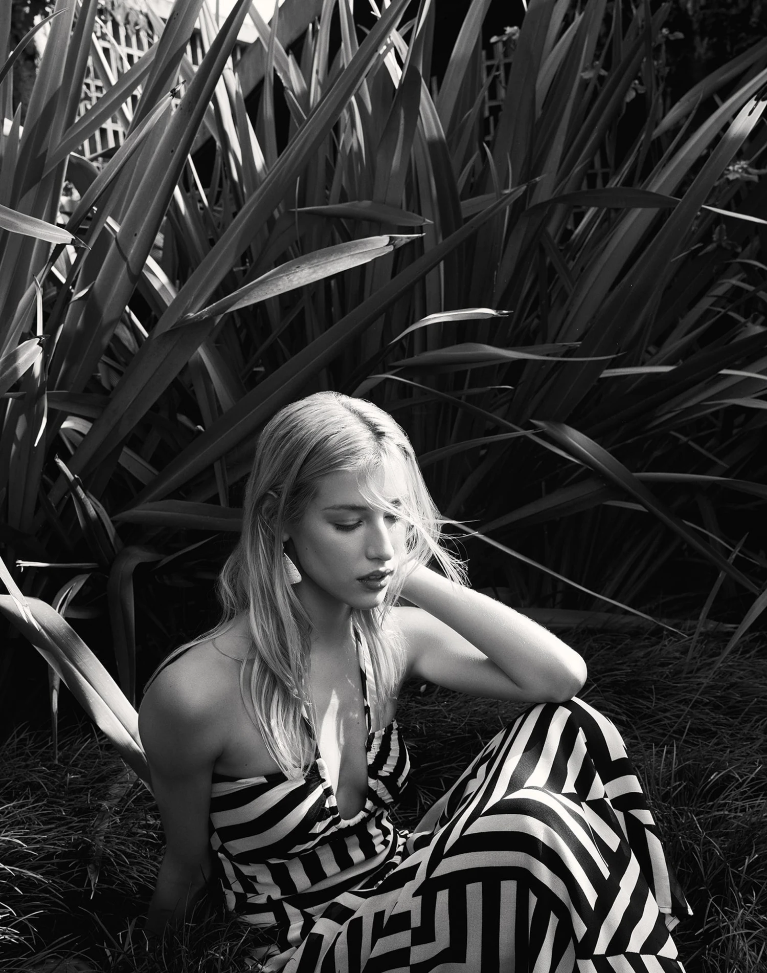 Ayla Midi Dress - Geo 6 Ayla Midi Dress - Geo - Image 4