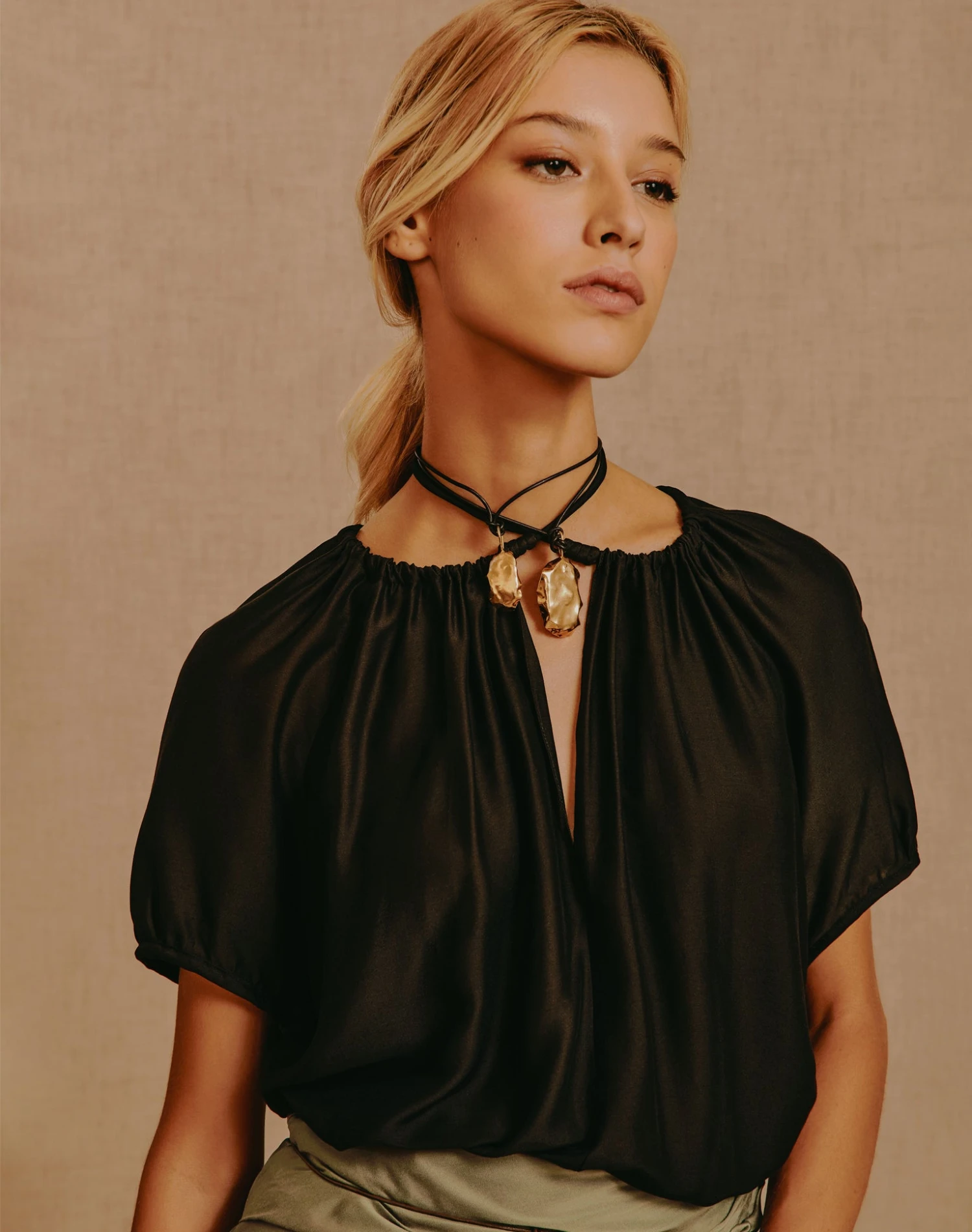 Claire Blouse - Black 5 Claire Blouse - Black - Image 3