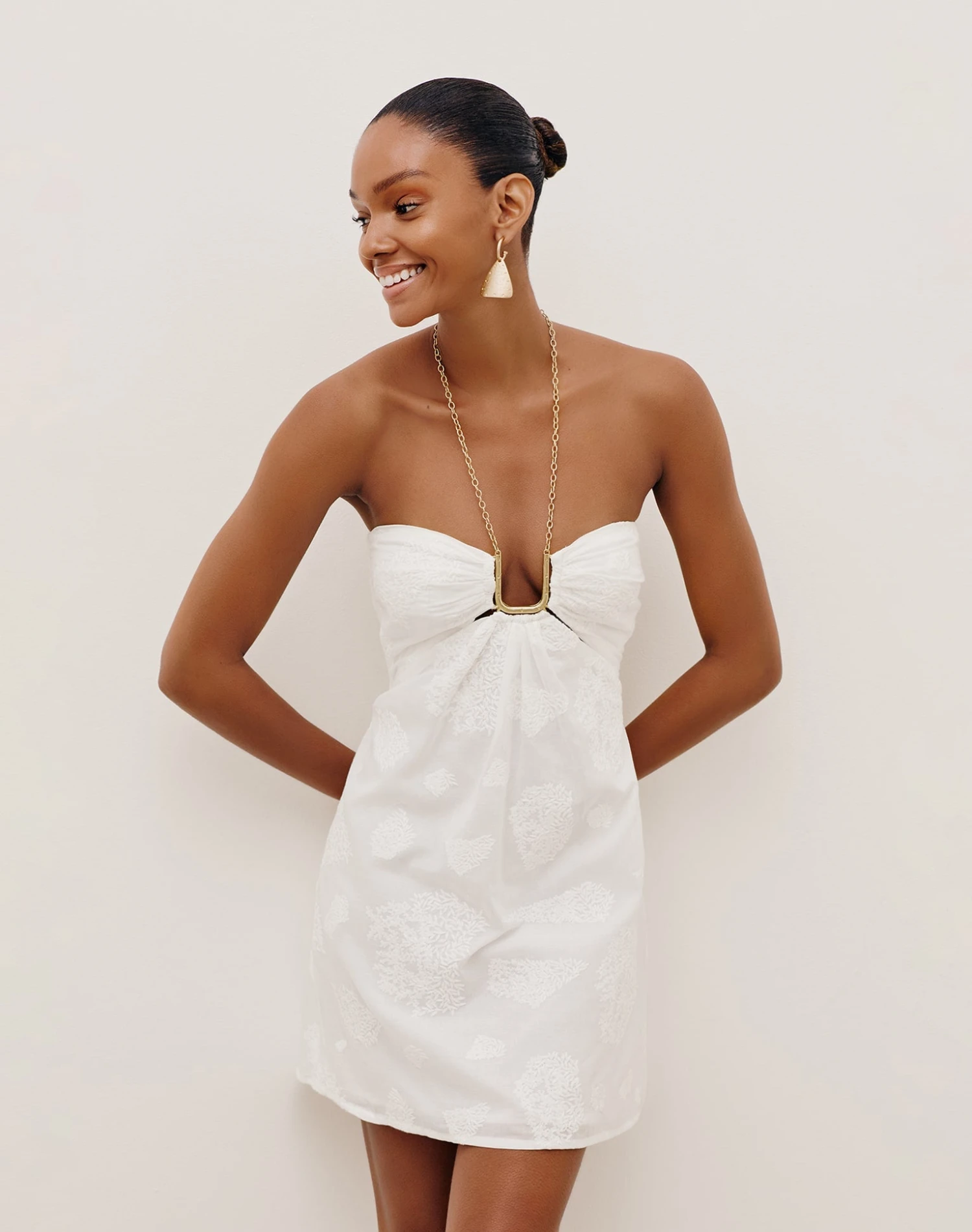 Maureen Detail Short Dress - Off White 5 Maureen Detail Short Dress - Off White - Image 3