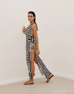 Sully Long Cover Up - Geo -FemmeFab Shop SULLYLONGCOVERUP DETAIL 1