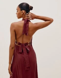 Susan Long Dress - Cranberry -FemmeFab Shop SUSANDETAILLONGDRESS DETAIL