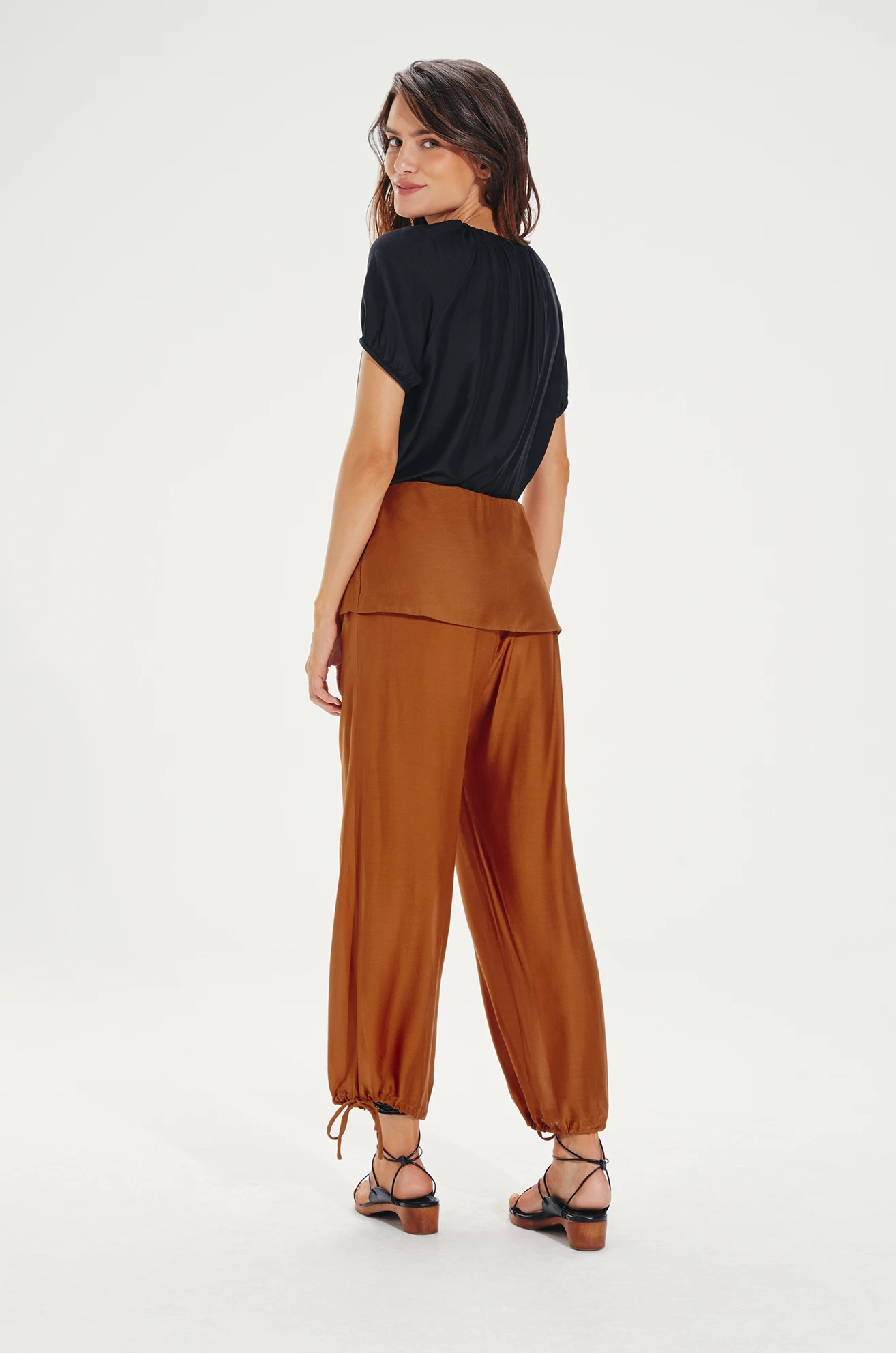 Claire Blouse - Black 7 Claire Blouse - Black - Image 5