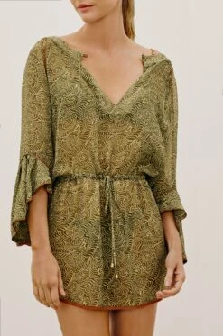 Layla Short Cover Up - Ortiz Green -FemmeFab Shop VC236031 COR 3copiar