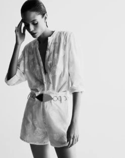 Yumi Long Sleeve Blouse - Off White -FemmeFab Shop YUMILONGSLEEVEBLOUSE LIFE