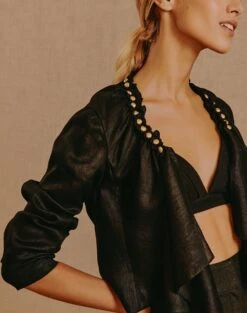 Betty Coat - Black 12 Betty Coat - Black -FemmeFab Shop black betty coat elli top bela short lifestyle 2