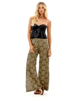 Iris Top - Black 11 Iris Top - Black -FemmeFab Shop black iris top pistchio eter pants 49bb62c3 a6b4 41ef b1ea fcfb70fbffbb