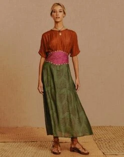 Fatima Midi Dress - Volpi Green -FemmeFab Shop block fatima dress lifestyle